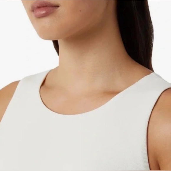 NWT 32 Degrees Women's Soft Textured Ribbed Cream Tank Top w/ Built in Bra XXL - Picture 3 of 9